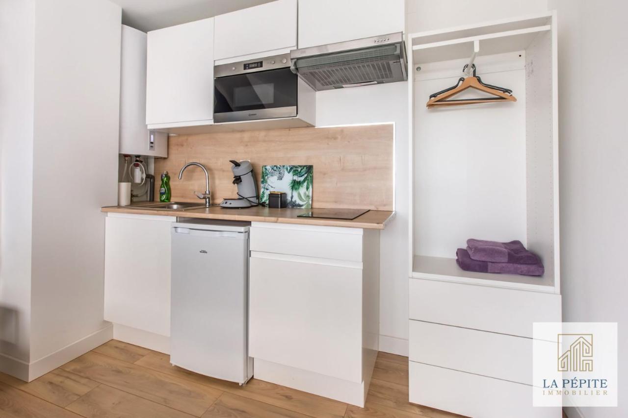 Residence Pasteur วาลองเซียนส์ ภายนอก รูปภาพ