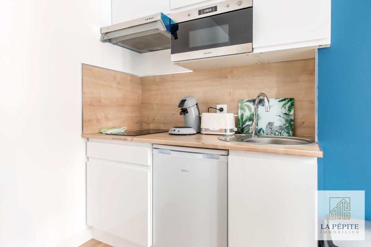 Residence Pasteur วาลองเซียนส์ ภายนอก รูปภาพ